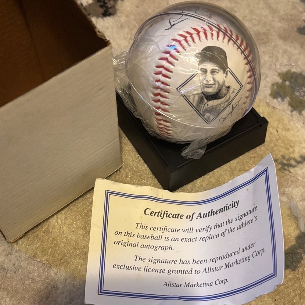 New replica Autographed Baseball